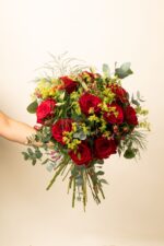 RAMO DE ROSAS