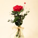 ROSA ETERNA EN FLORERO
